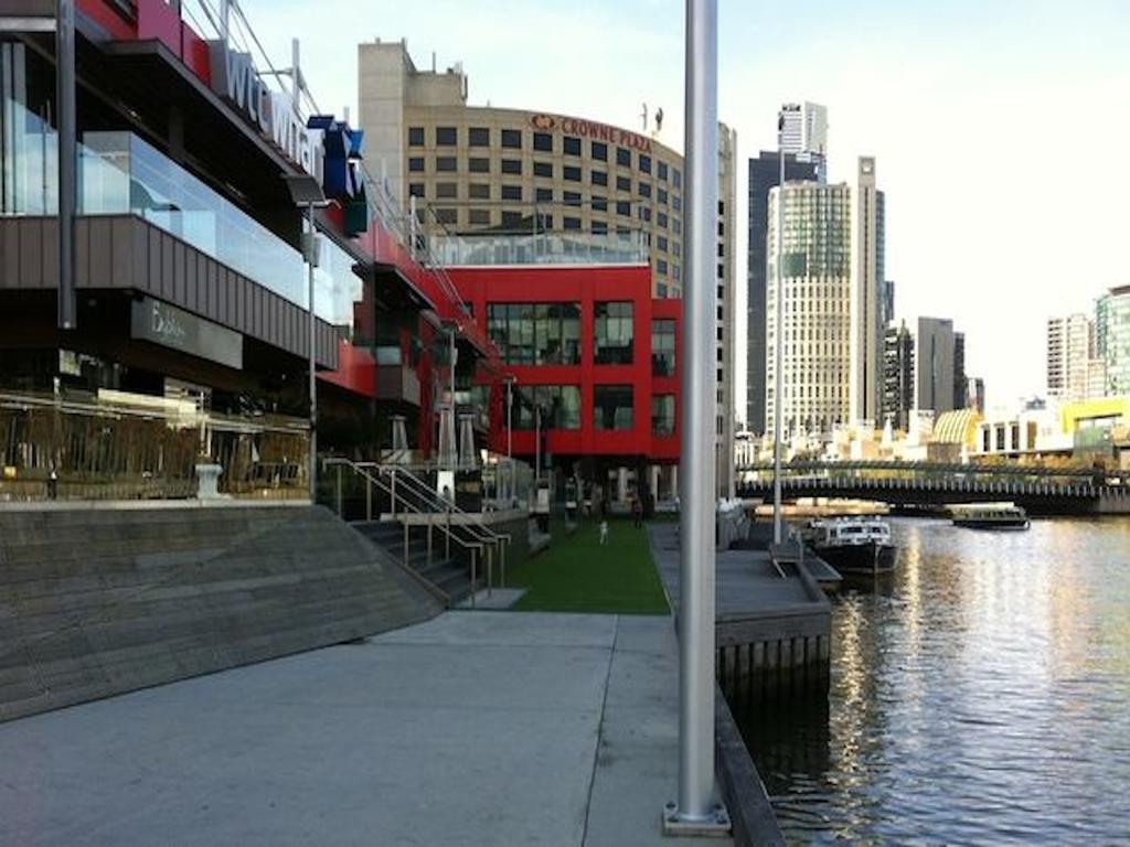 Flinders Wharf Apartments Melbourne Eksteriør billede