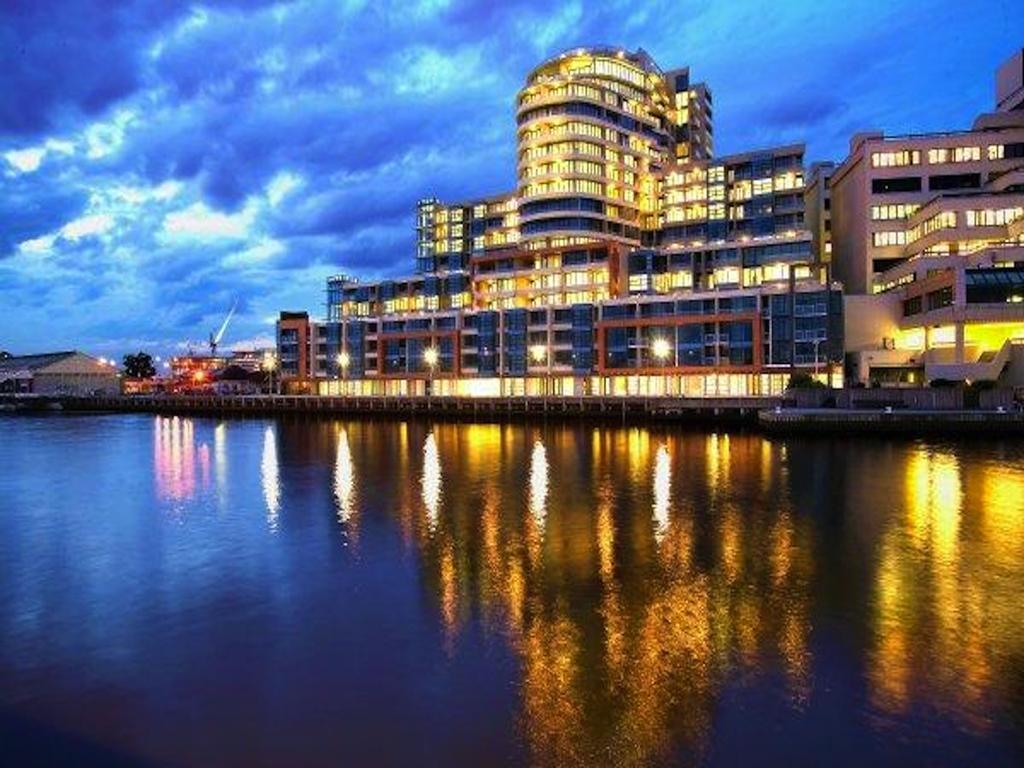 Flinders Wharf Apartments Melbourne Eksteriør billede